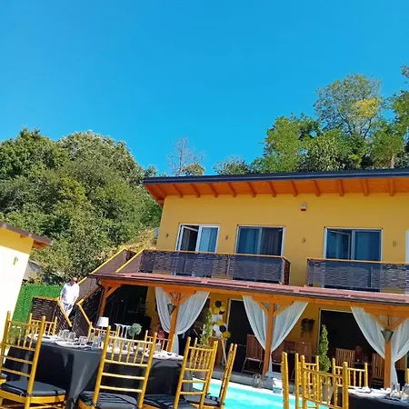 Mihajlova Oaza Vikendica *