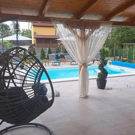 Mihajlova Oaza * Nestin