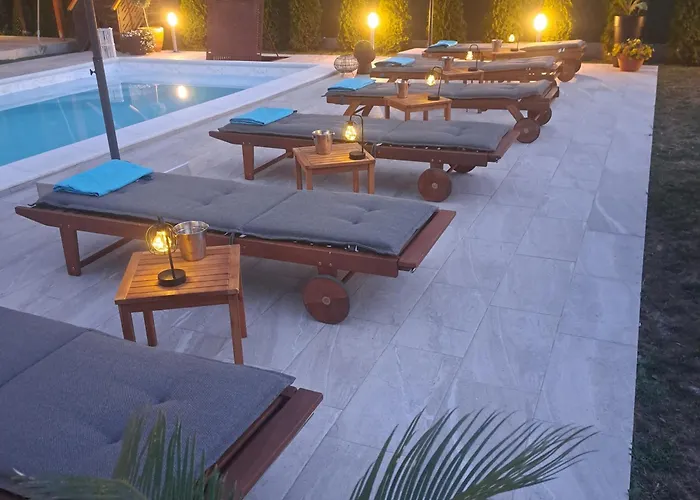 Mihajlova Oaza بيت للعطل Nestin